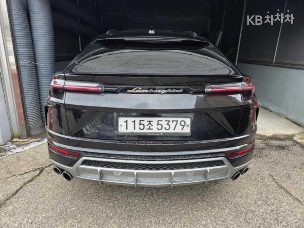 Lamborghini Urus — miniaturë 4