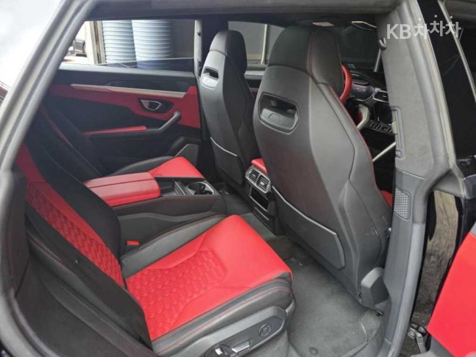 Lamborghini Urus — miniaturë 8