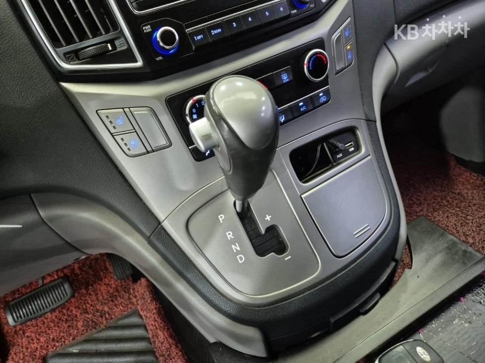 Hyundai Starex — miniaturë 8