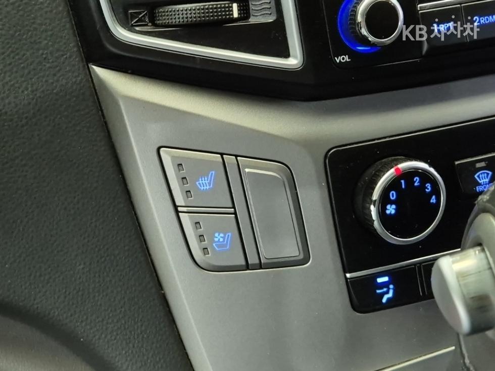 Hyundai Starex — miniaturë 17