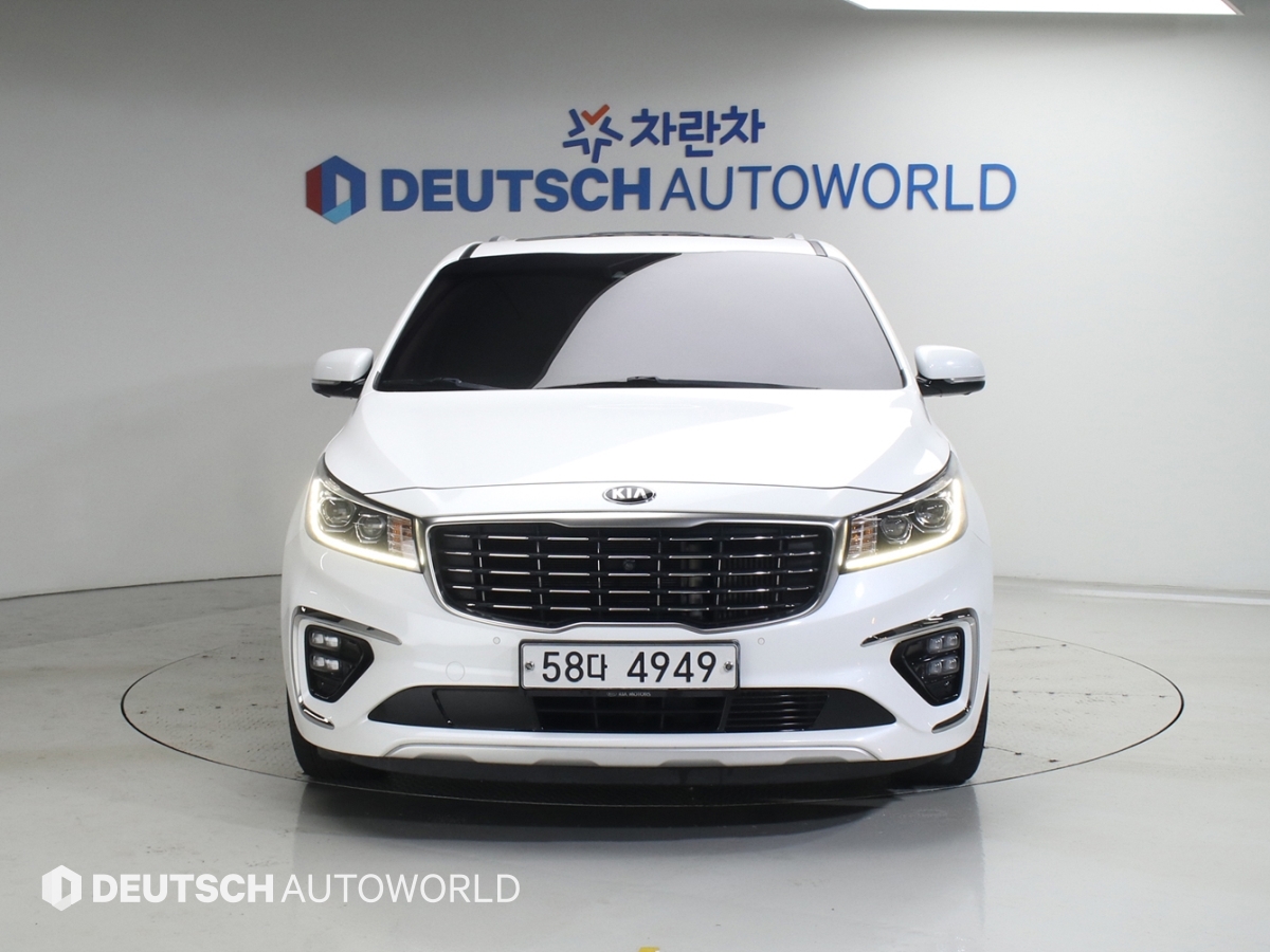 Kia Carnival — miniaturë 3