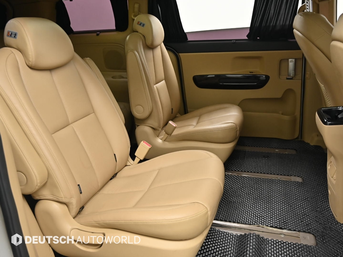 Kia Carnival — miniaturë 12