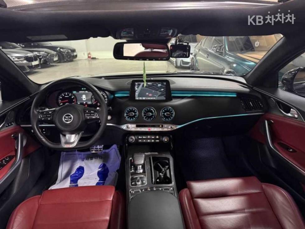 Kia Stinger — miniaturë 8