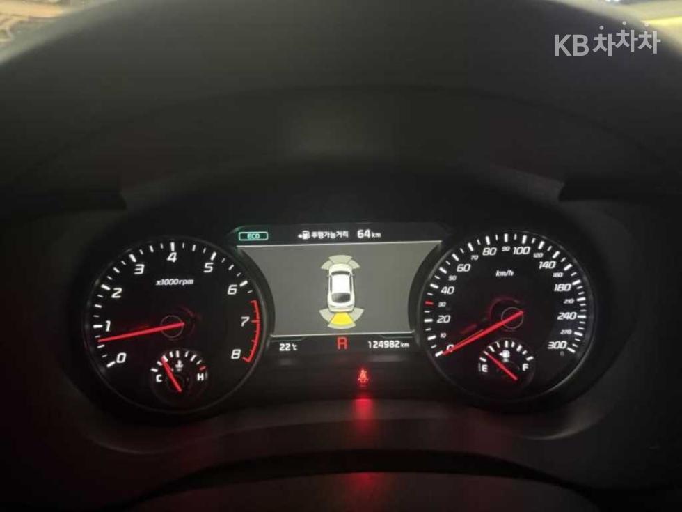 Kia Stinger — miniaturë 12