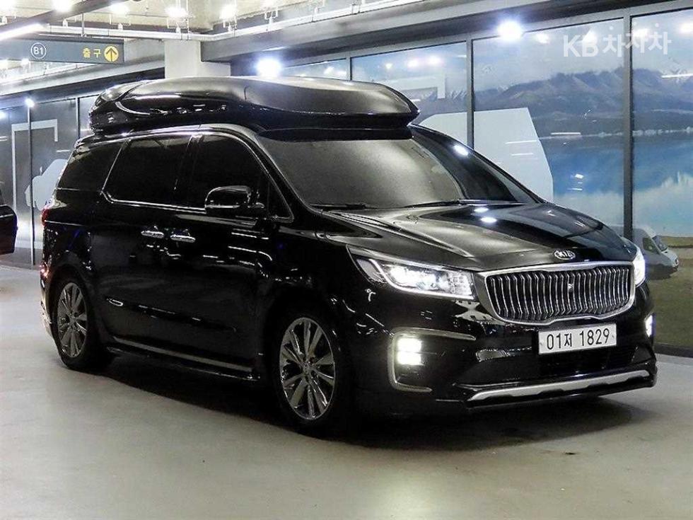 Kia Карнивал
