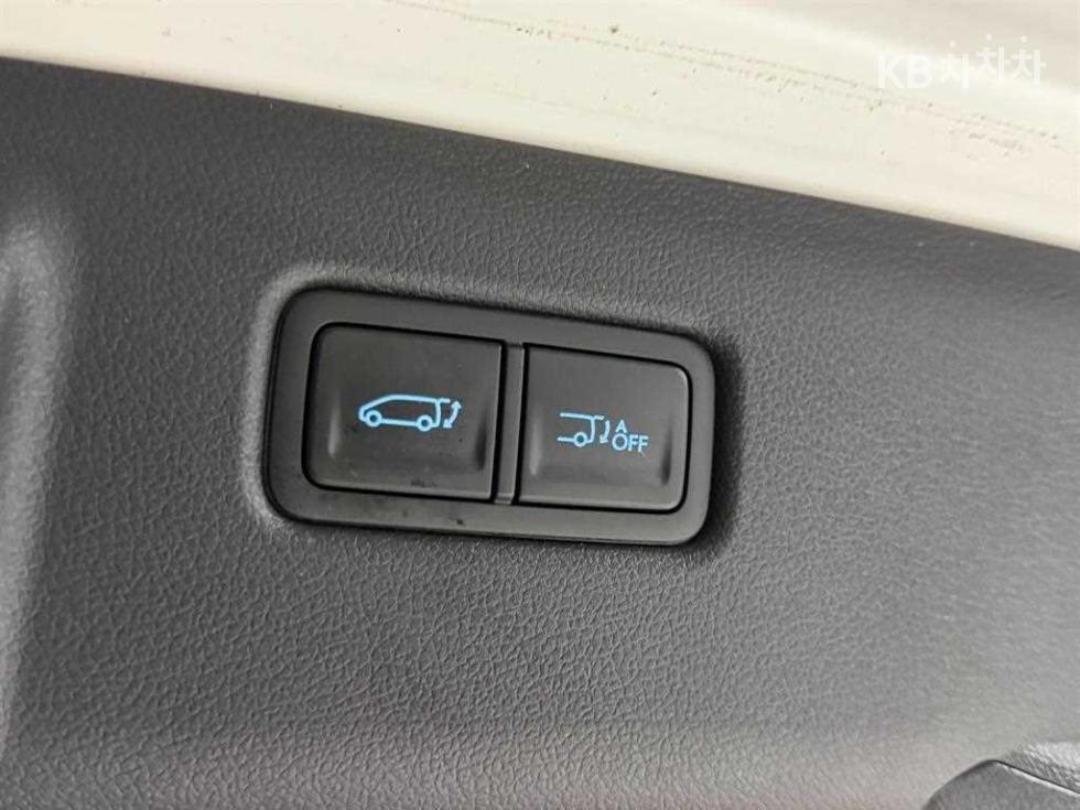 Hyundai Staria — miniaturë 6