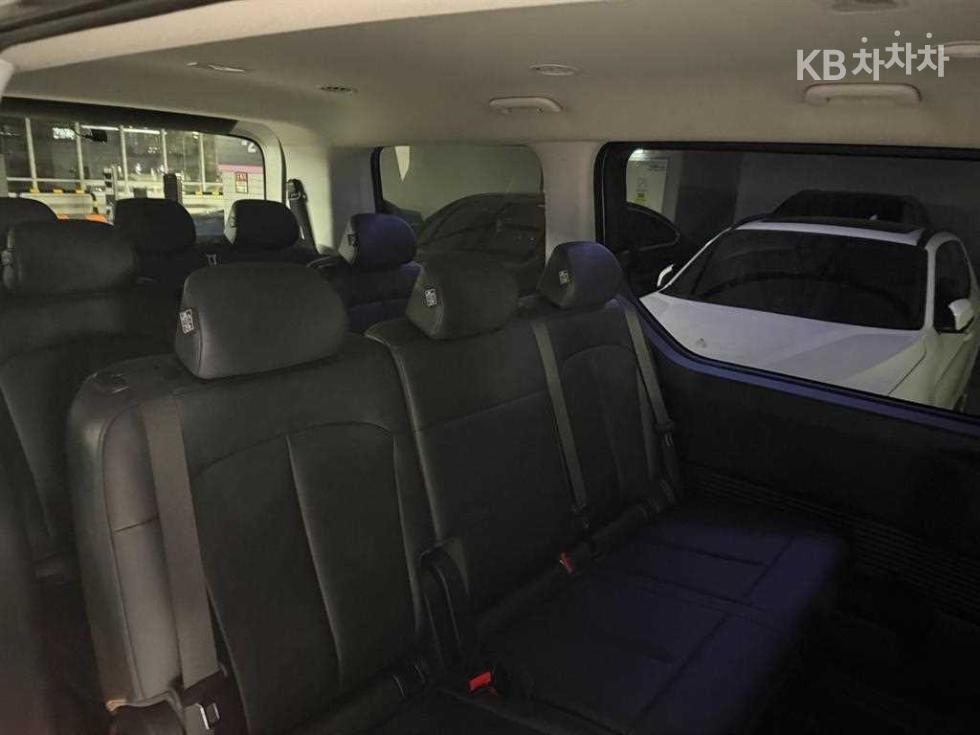 Hyundai Staria — miniaturë 19