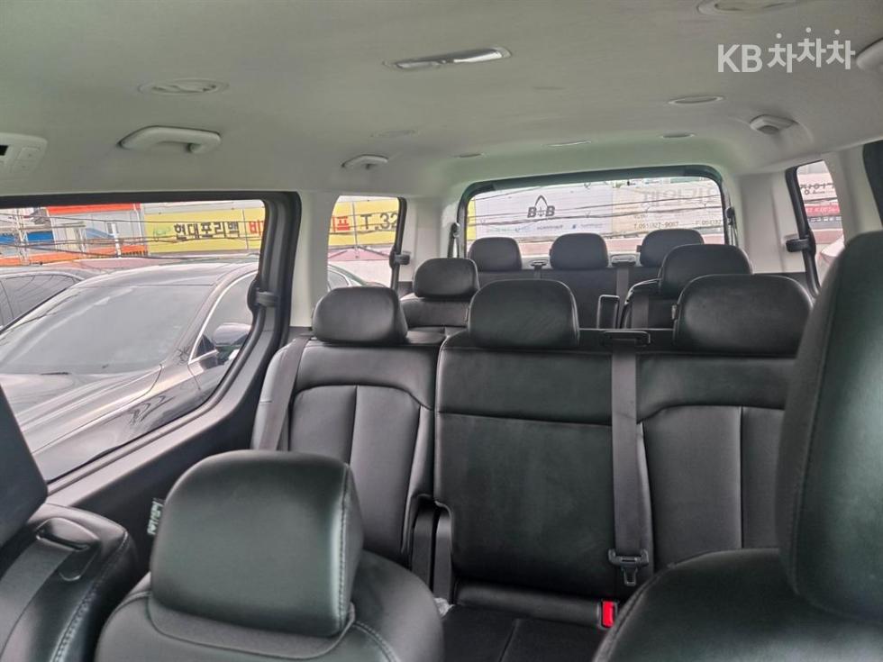 Hyundai Staria — miniaturë 15