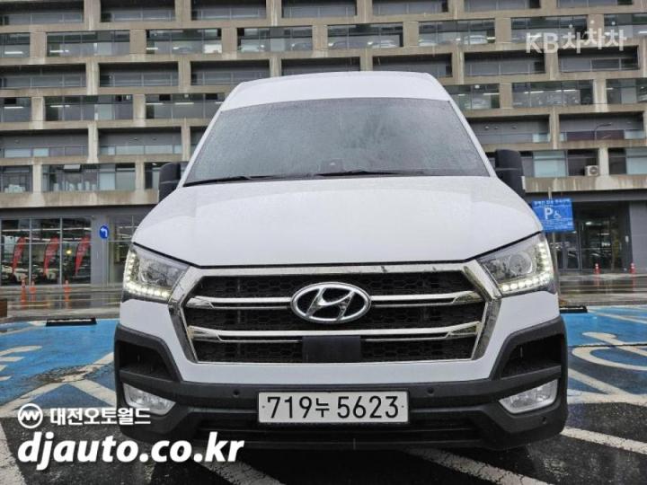 Hyundai Solati 2.5 디젤 15인승 — foto 1