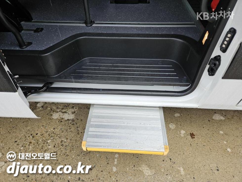 Hyundai Solati — miniaturë 15
