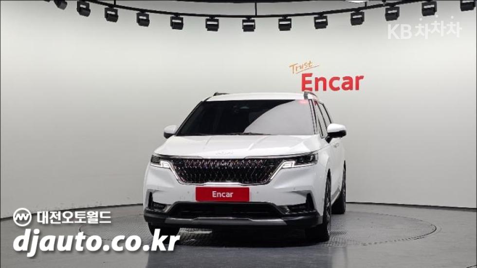Kia Carnival — miniaturë 3