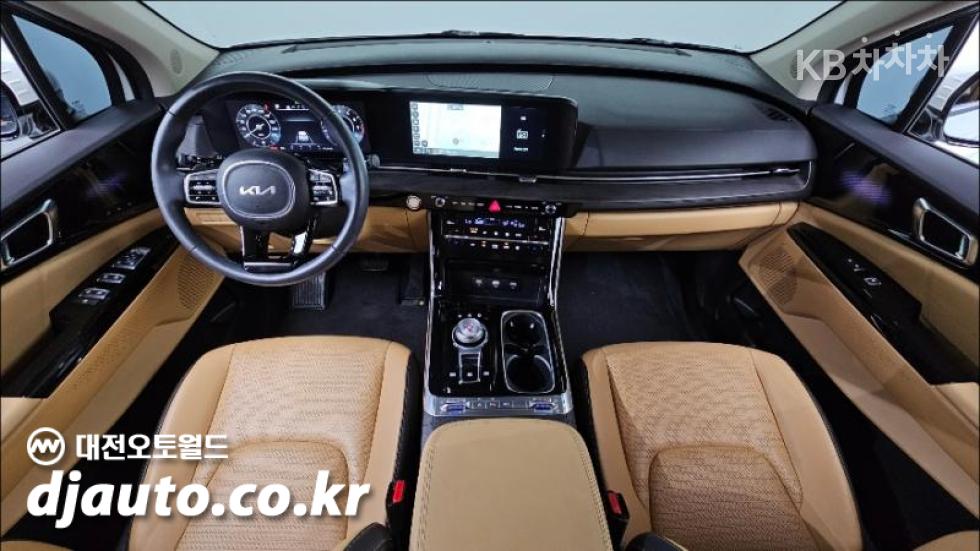 Kia Carnival — miniaturë 7
