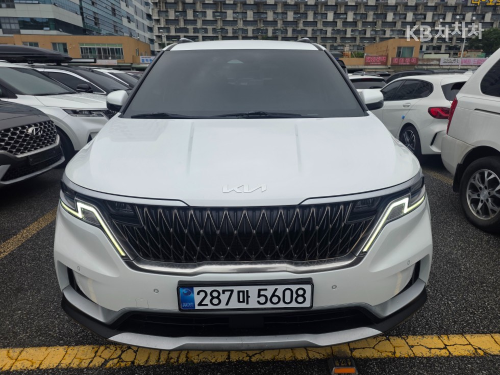 Kia Carnival — miniaturë 3