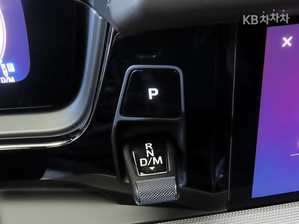 Porsche Cayenne — miniaturë 12
