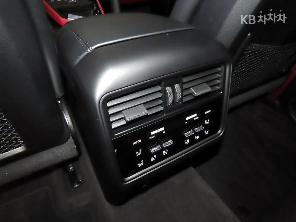 Porsche Cayenne — miniaturë 14