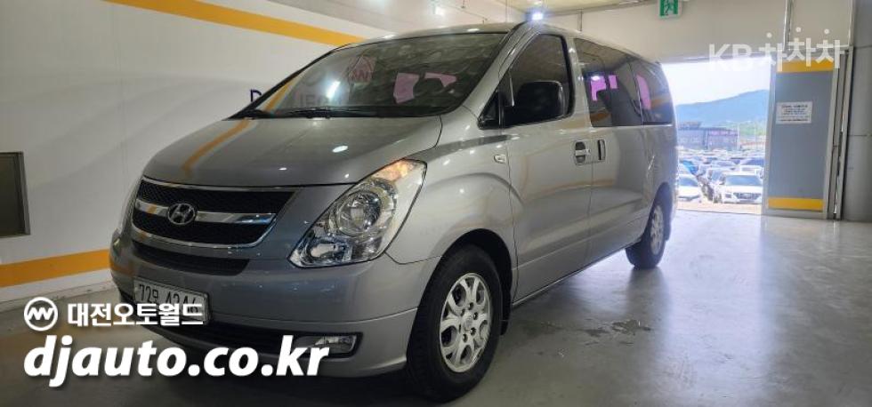 Hyundai Starex — miniaturë 3