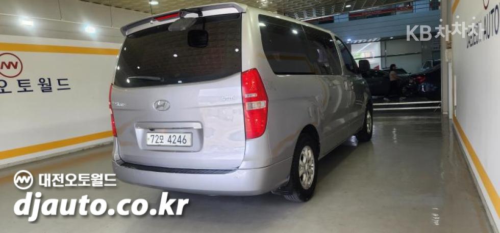 Hyundai Starex — miniaturë 6
