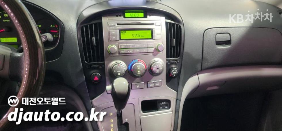 Hyundai Starex — miniaturë 8
