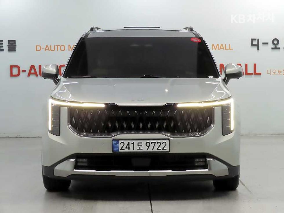 Kia Carnival — miniaturë 2