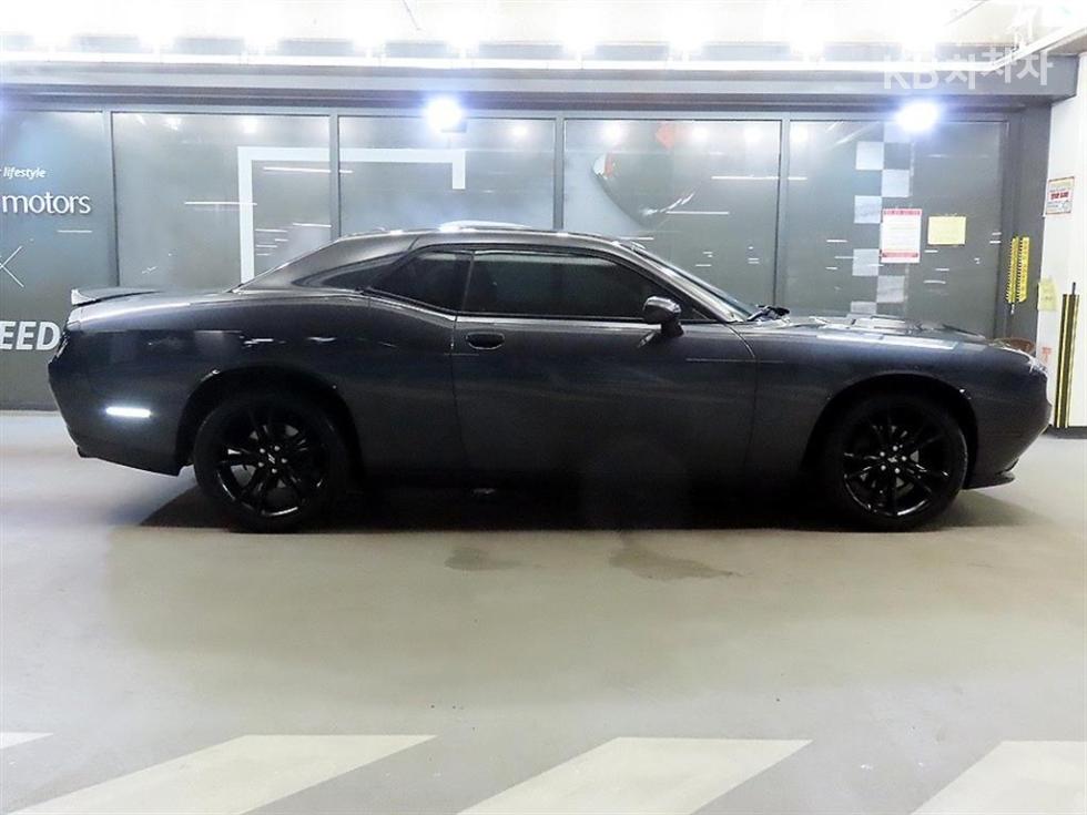 2020 Dodge Used Car photo