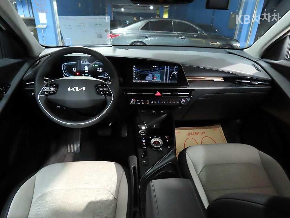 Kia Niro — miniaturë 5