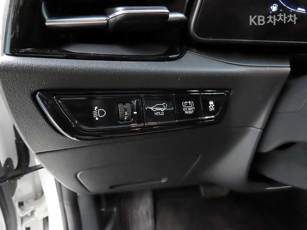 Kia Niro — miniaturë 14