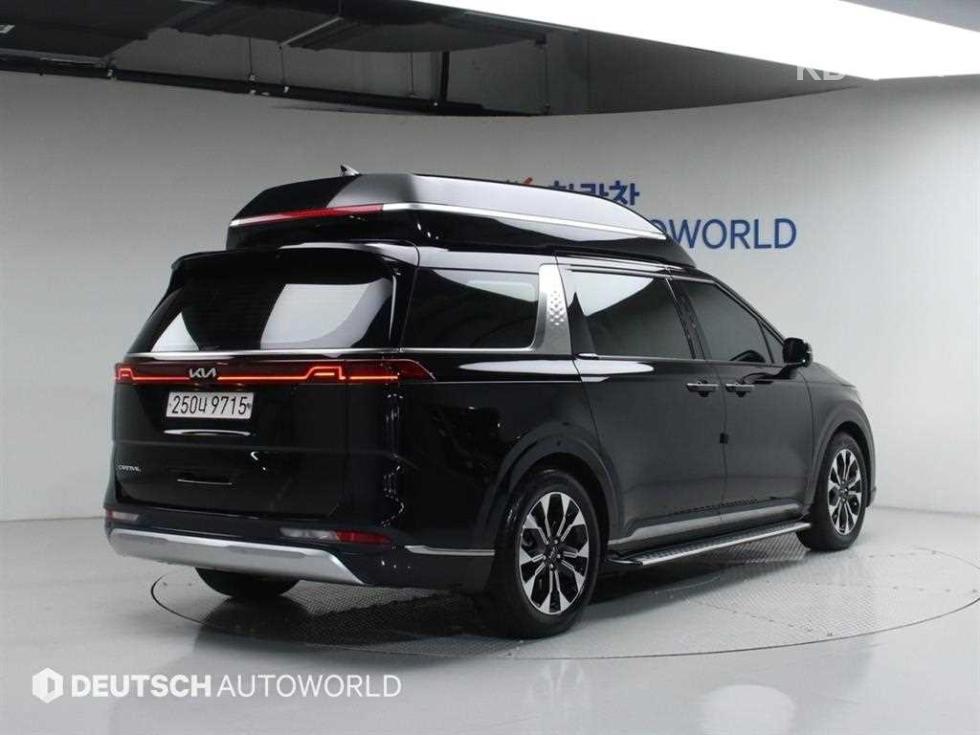 Kia Carnival — miniaturë 2