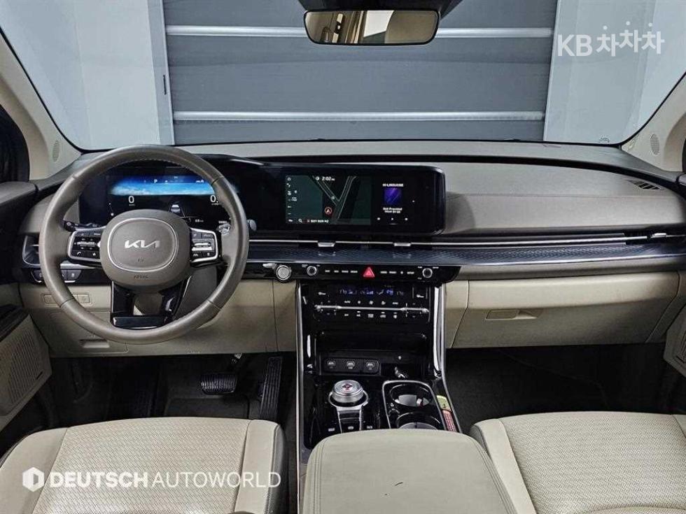Kia Carnival — miniaturë 7
