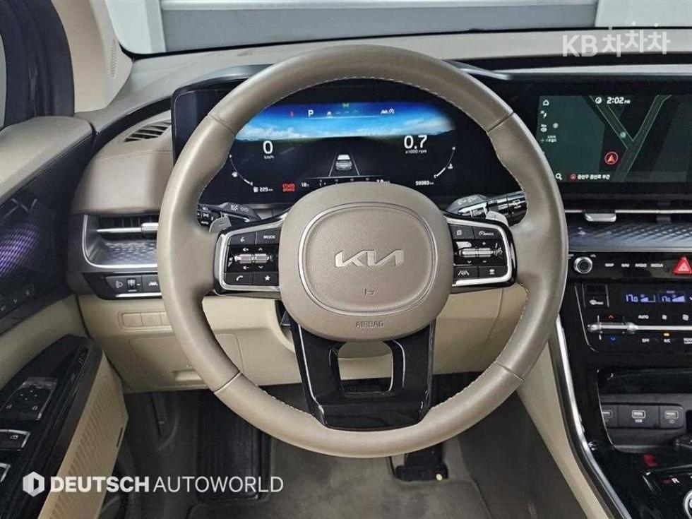Kia Carnival — miniaturë 13
