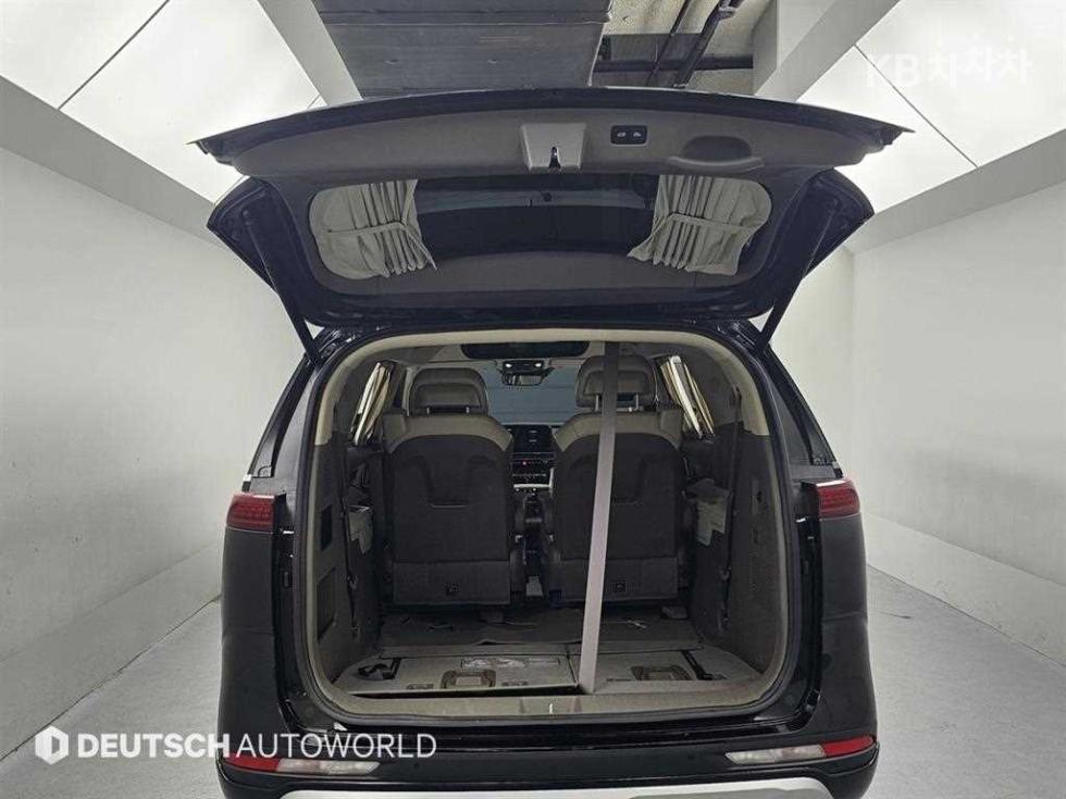 Kia Carnival — miniaturë 19