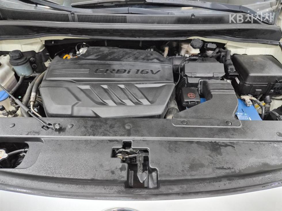 Kia Carnival — miniaturë 16