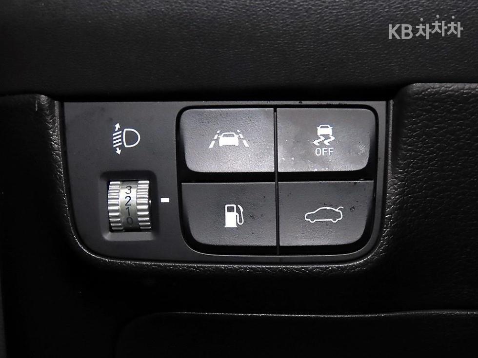 Hyundai Grandeur — miniaturë 15