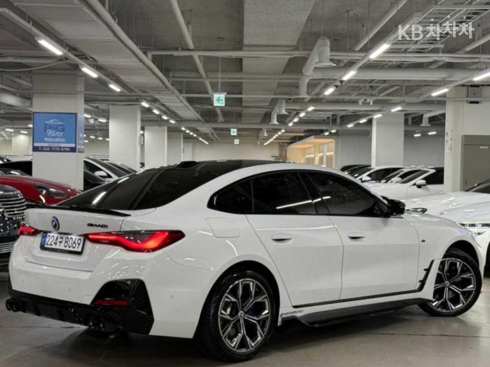 2024 BMW BMW 4 (G22) photo