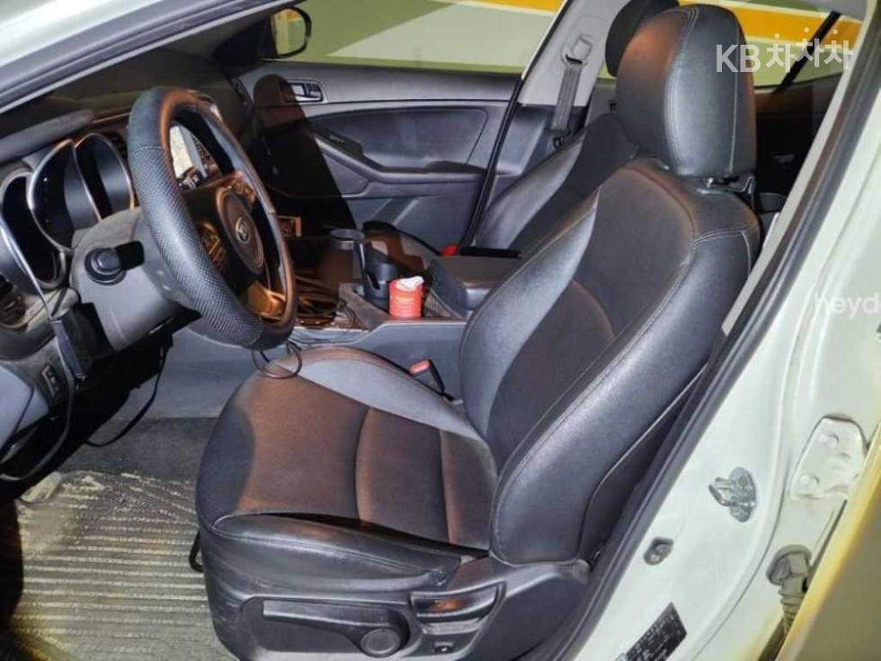 Kia K5 — miniaturë 6