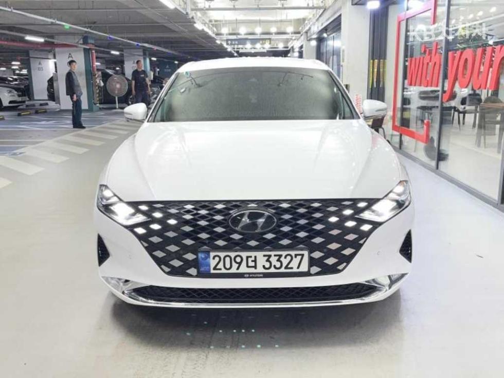 2021 Hyundai Used Car photo
