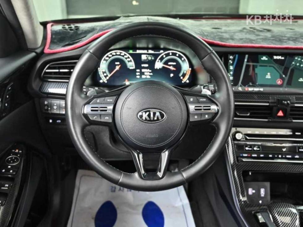 Kia K7 — miniaturë 13