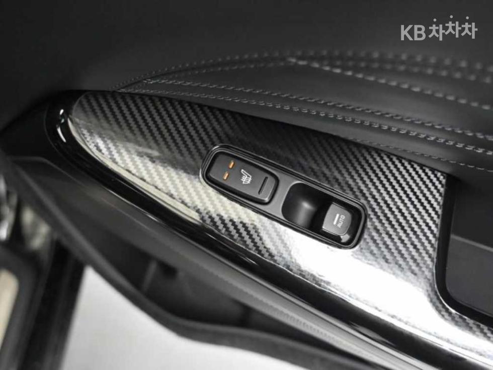 Kia K7 — miniaturë 16