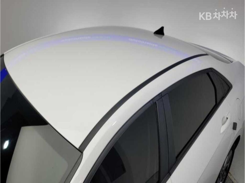 Hyundai Avante — miniaturë 8