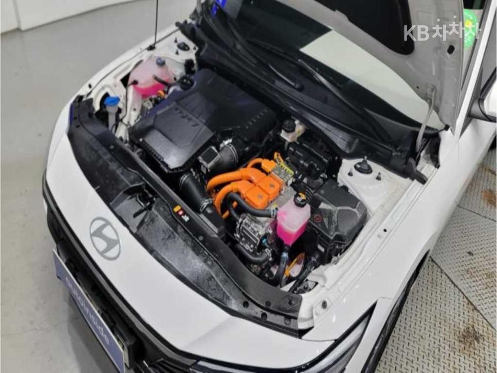 Hyundai Avante — miniaturë 9
