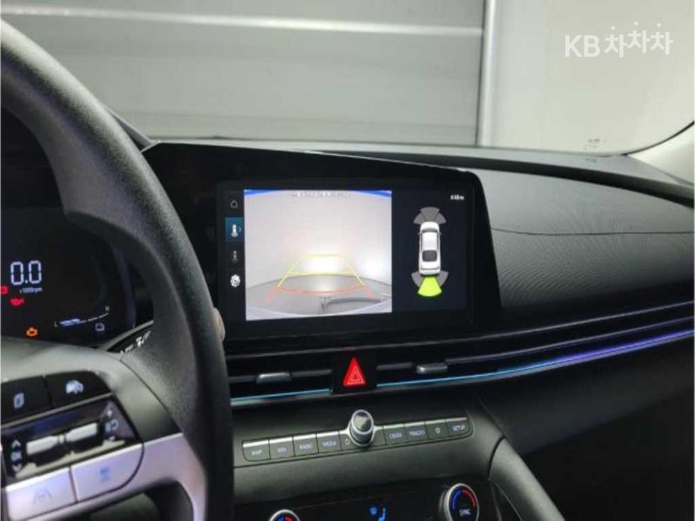 Hyundai Avante — miniaturë 16