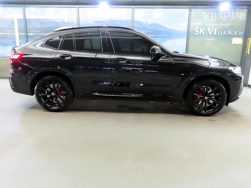 2025 BMW BMW New X4 (G02) photo