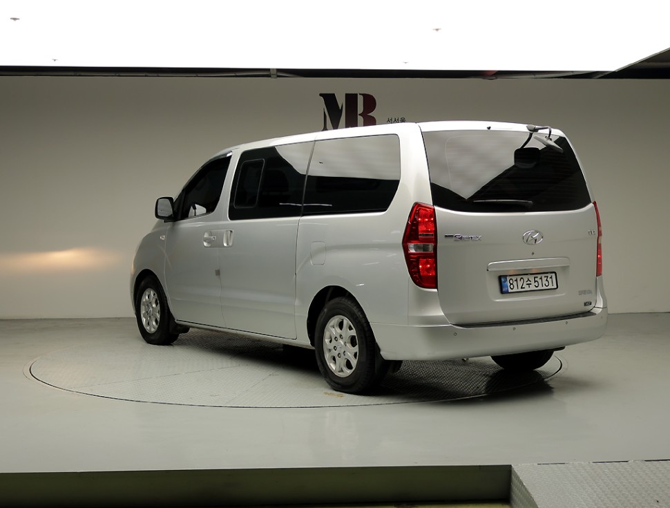 Hyundai Starex — miniaturë 4