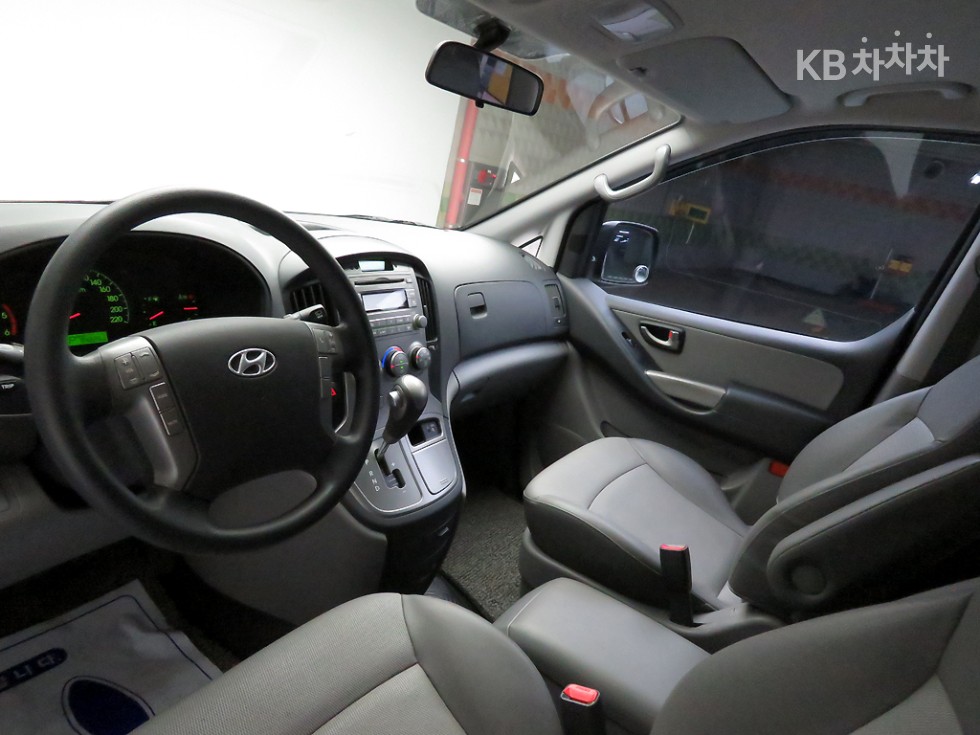 Hyundai Starex — miniaturë 7