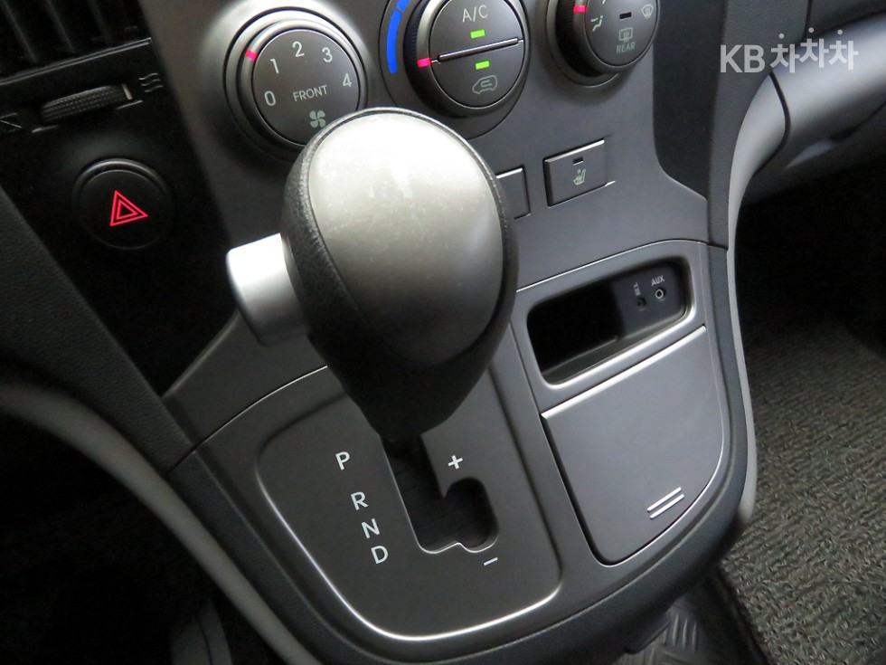 Hyundai Starex — miniaturë 11