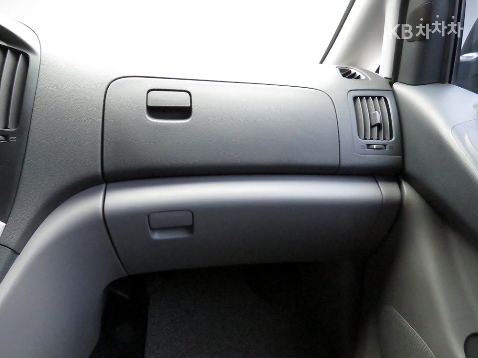 Hyundai Starex — miniaturë 14