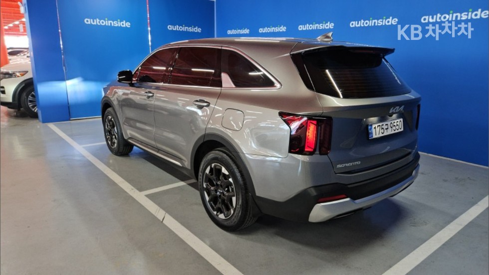 Kia Sorento — miniaturë 4