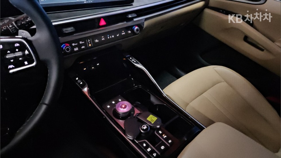 Kia Sorento — miniaturë 11