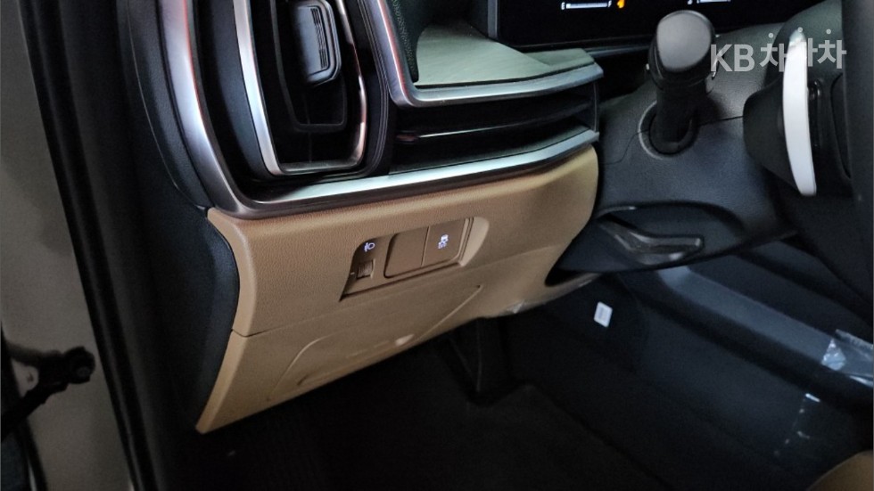Kia Sorento — miniaturë 16