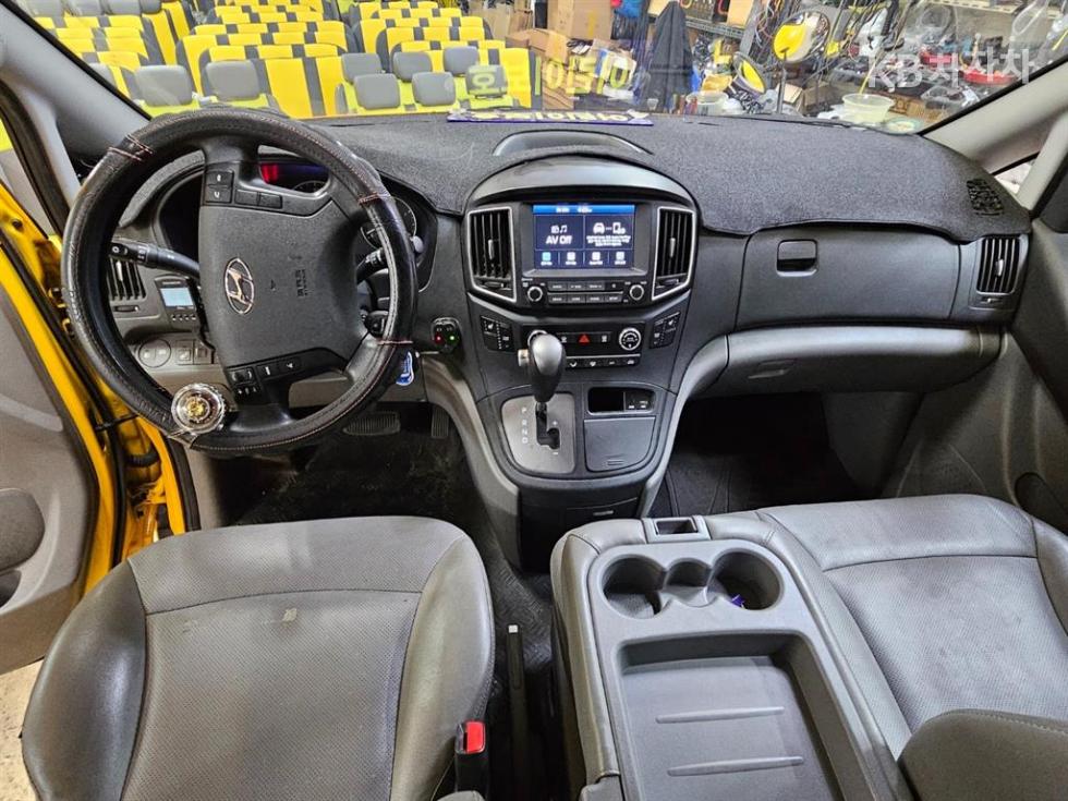 Hyundai Starex — miniaturë 7