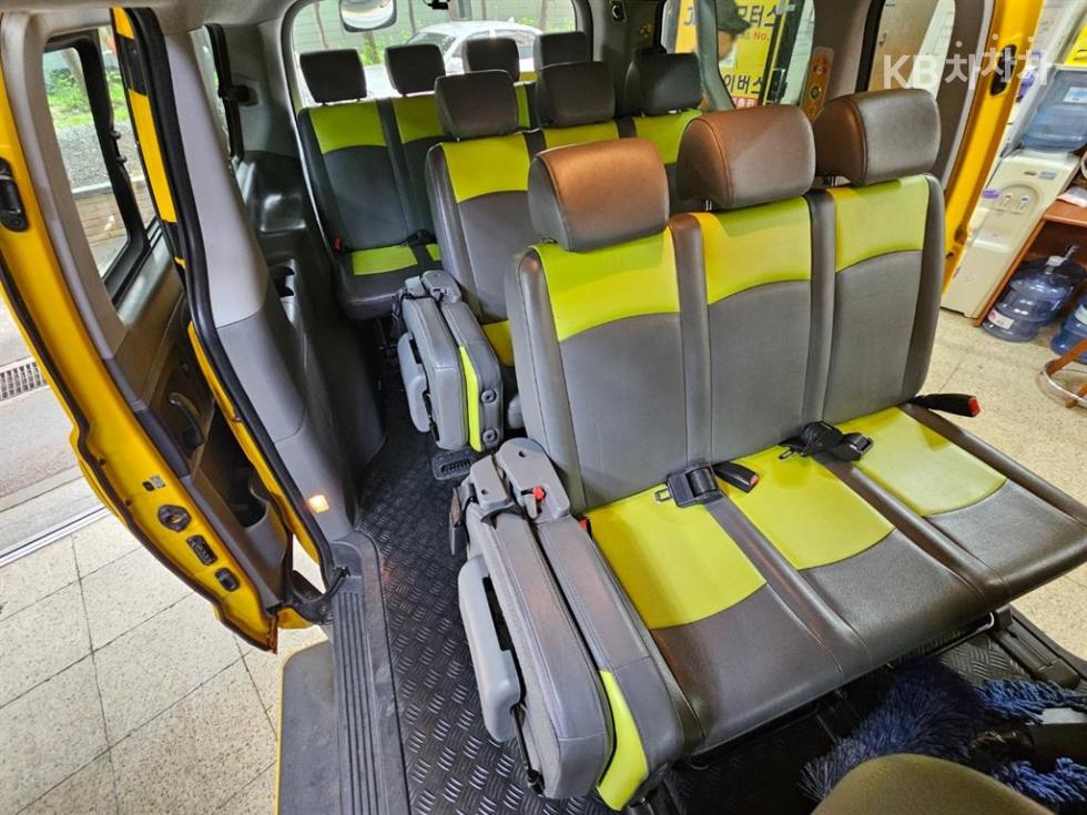 Hyundai Starex — miniaturë 15